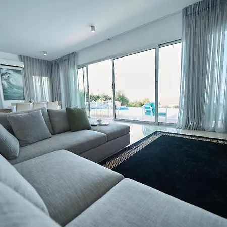 Olymp Luxury C - Seafront Elegance With Infinity Pool And Exclusive Lifestyle *