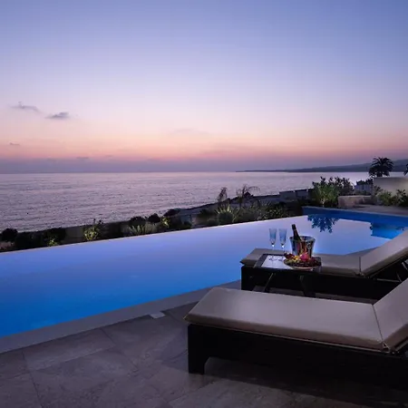 Olymp Luxury C - Seafront Elegance With Infinity Pool And Exclusive Lifestyle קיסונרגה