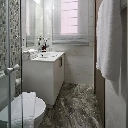 Vila Olymp Luxury C - Seafront Elegance With Infinity Pool And Exclusive Lifestyle