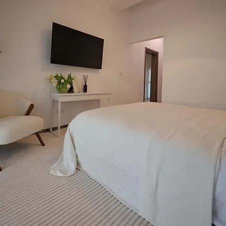 Vila Olymp Luxury C - Seafront Elegance With Infinity Pool And Exclusive Lifestyle *