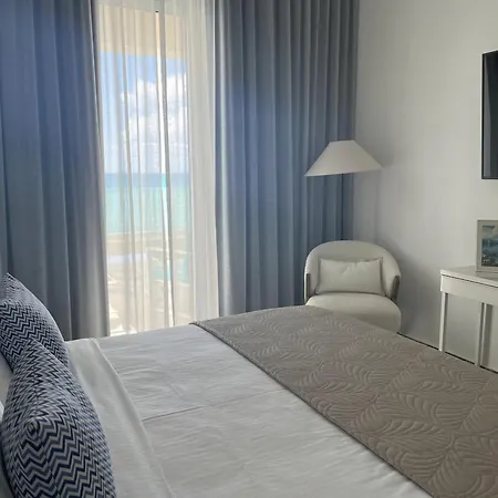 Olymp Luxury C - Seafront Elegance With Infinity Pool And Exclusive Lifestyle קיסונרגה