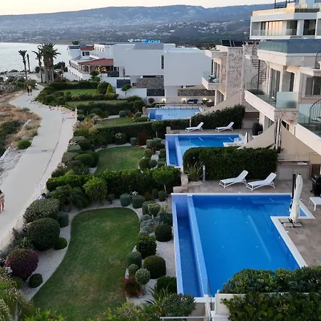 Olymp Luxury C - Seafront Elegance With Infinity Pool And Exclusive Lifestyle Villa