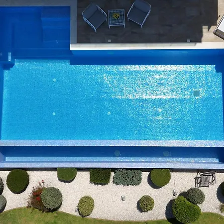 וילה Olymp Luxury C - Seafront Elegance With Infinity Pool And Exclusive Lifestyle *