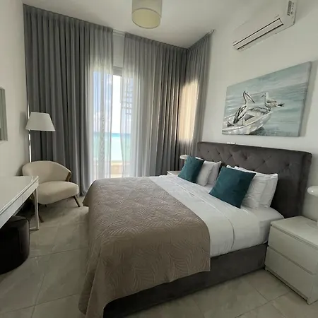 Olymp Luxury C - Seafront Elegance With Infinity Pool And Exclusive Lifestyle Vilă Kissonerga