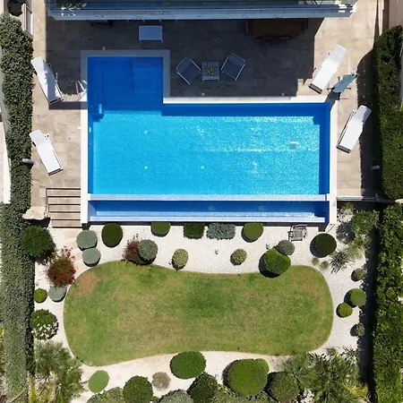 Olymp Luxury C - Seafront Elegance With Infinity Pool And Exclusive Lifestyle