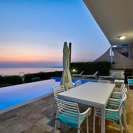 Olymp Luxury C - Seafront Elegance With Infinity Pool And Exclusive Lifestyle Vilă *