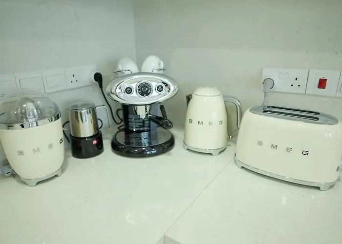 Olymp Luxury C - Seafront Elegance With Infinity Pool And Exclusive Lifestyle *