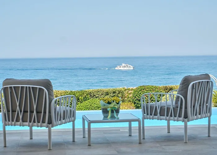 Olymp Luxury C - Seafront Elegance With Infinity Pool And Exclusive Lifestyle