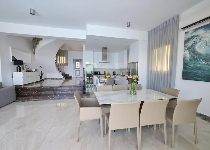 Olymp Luxury C - Seafront Elegance With Infinity Pool And Exclusive Lifestyle * Kissonerga