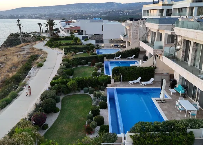 Olymp Luxury C - Seafront Elegance With Infinity Pool And Exclusive Lifestyle Villa