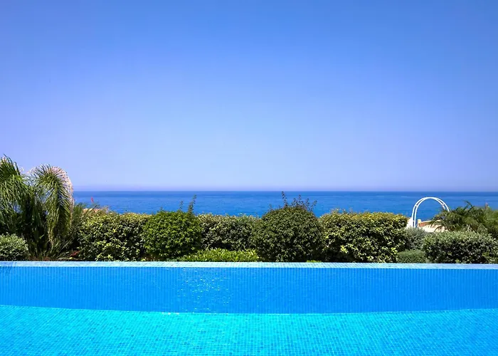 Olymp Luxury C - Seafront Elegance With Infinity Pool And Exclusive Lifestyle 키소네르가