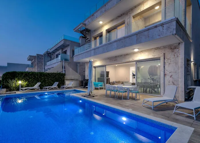 Villa Olymp Luxury C - Seafront Elegance With Infinity Pool And Exclusive Lifestyle *